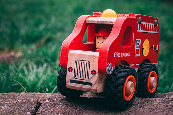 Toy fire truck blog article image_sml